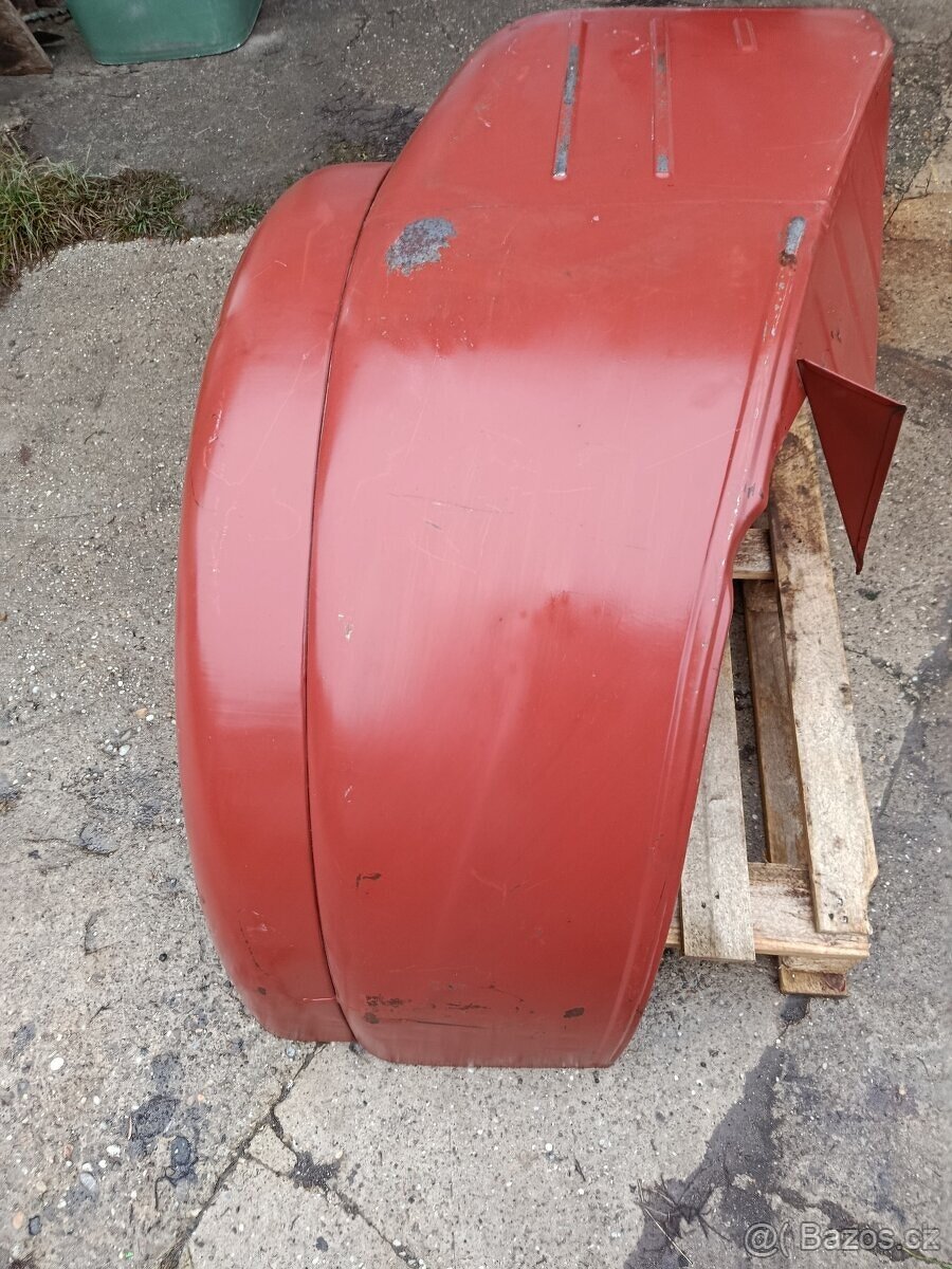 Prodám predný levý blatník S5T - 3