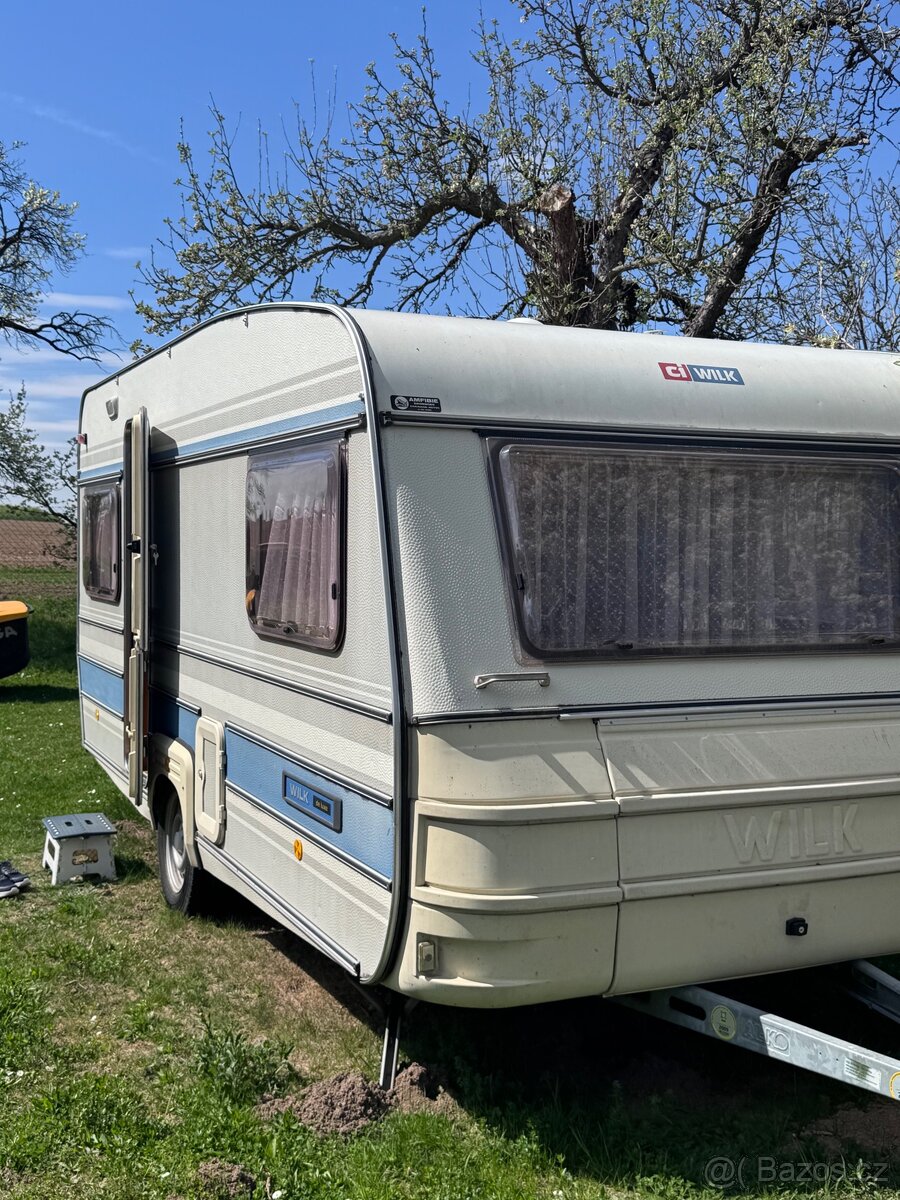 Karavan Wilk 450 - 3