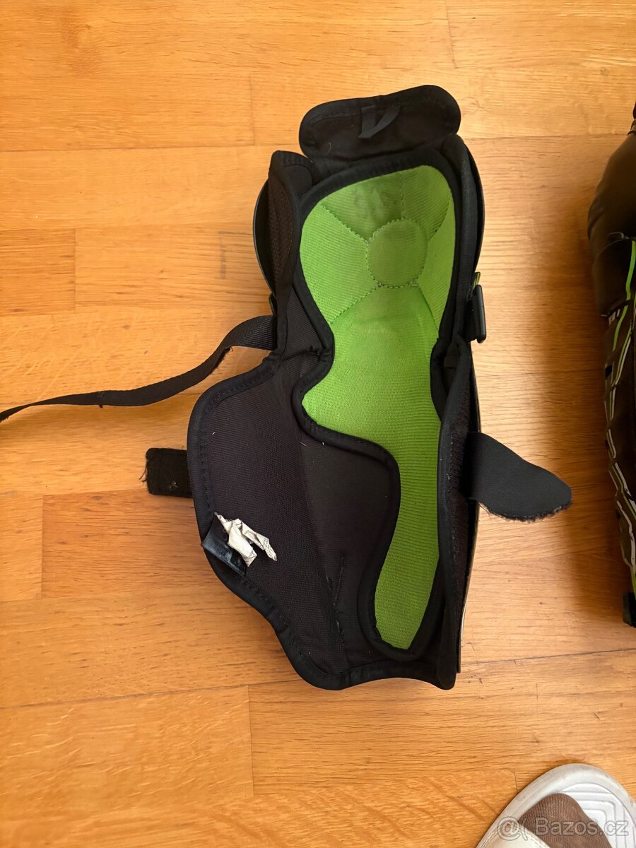 Holení chrániče Reebok 12 (30cm) - 3