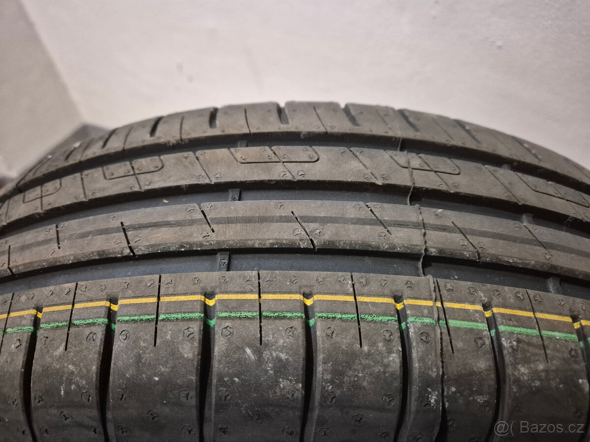 Prodám nové Goodyear EfficientGrip Performance 185/65 R15 - 3