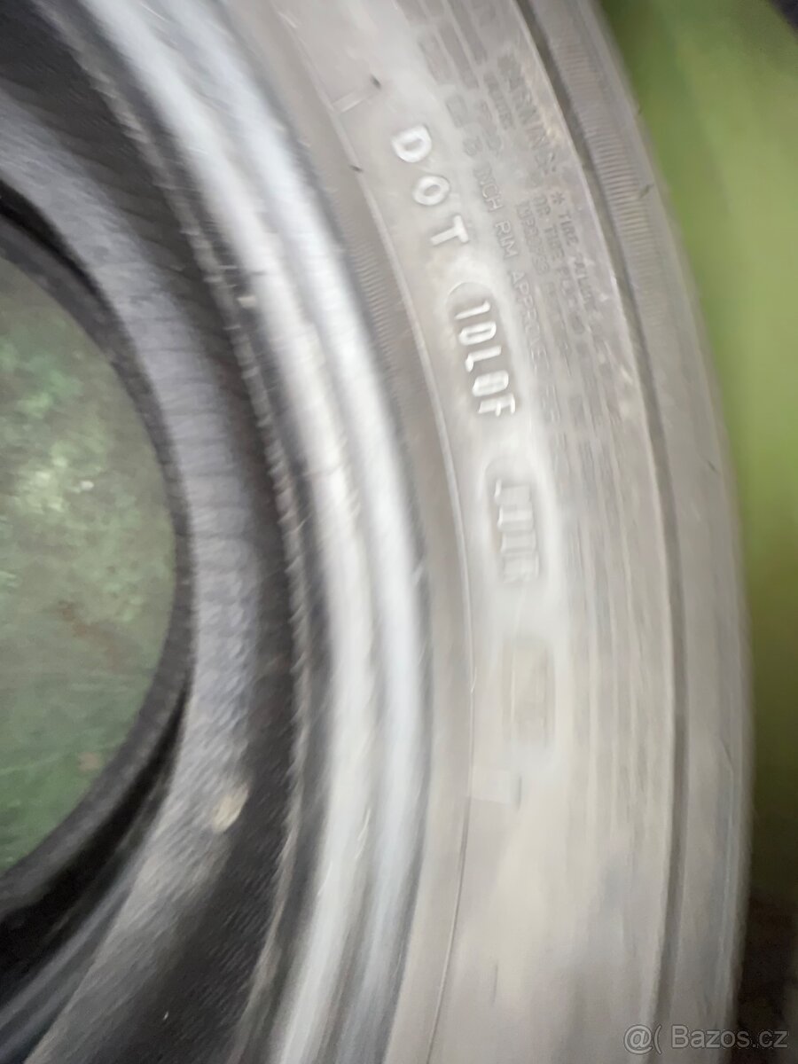 Prodam sadyl etnich pneu 205/55r16 - 3