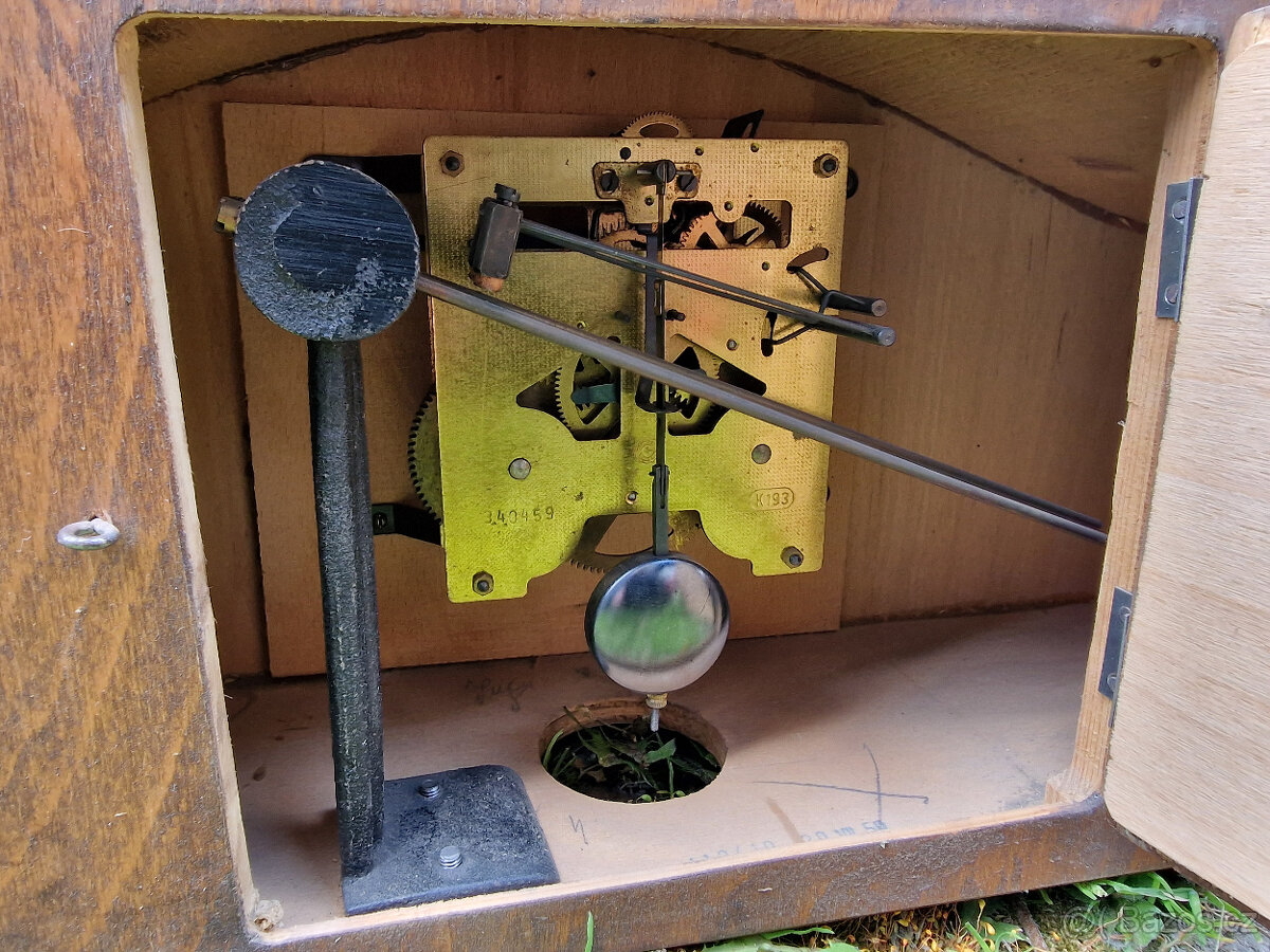 Mechanické dřevěné hodiny - 3