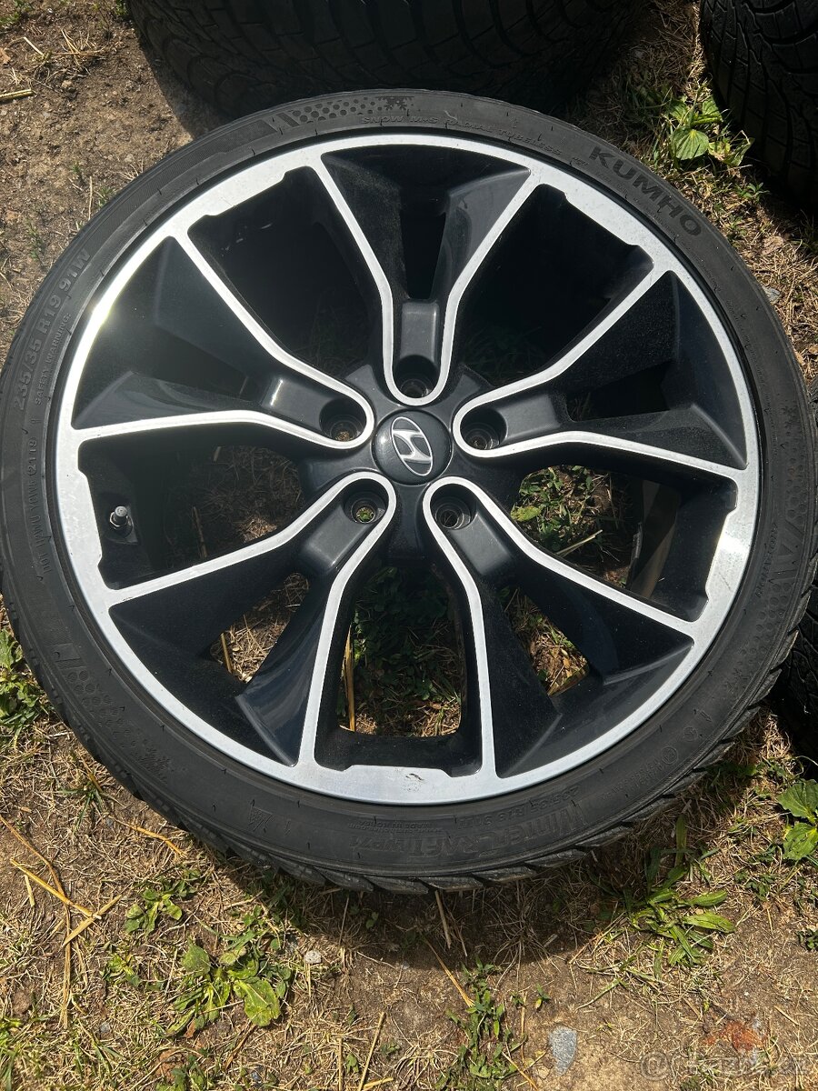 R19 5x114,3 - 3