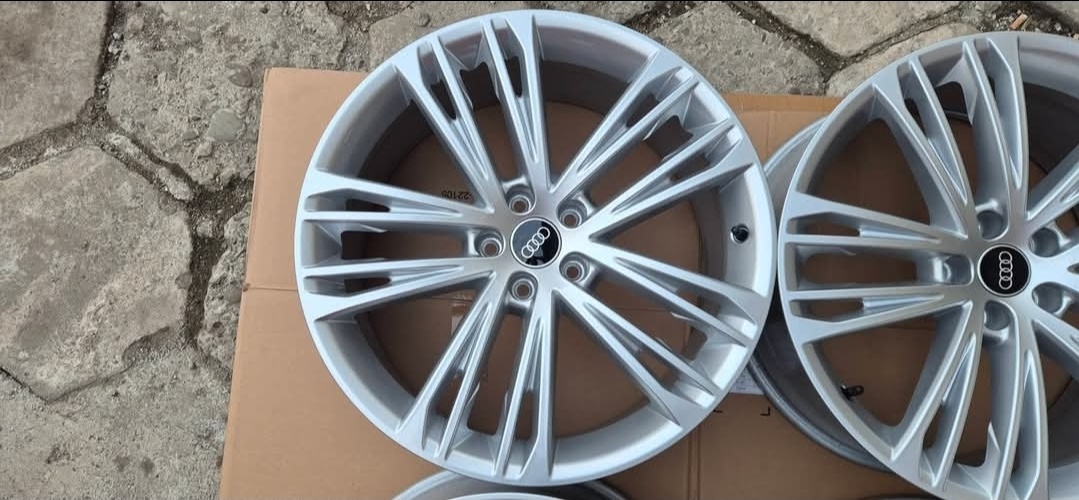 Originální alu kola Audi A7 C8 R20 - 3