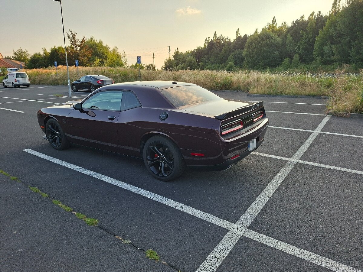 Dodge Challenger V8 5.7 2021 - 3