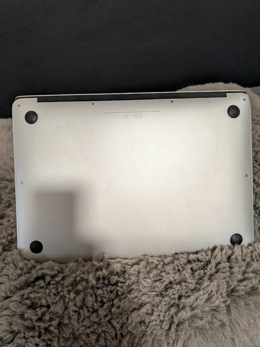 MacBook Air 2015 13” i5 8/128GB - 3