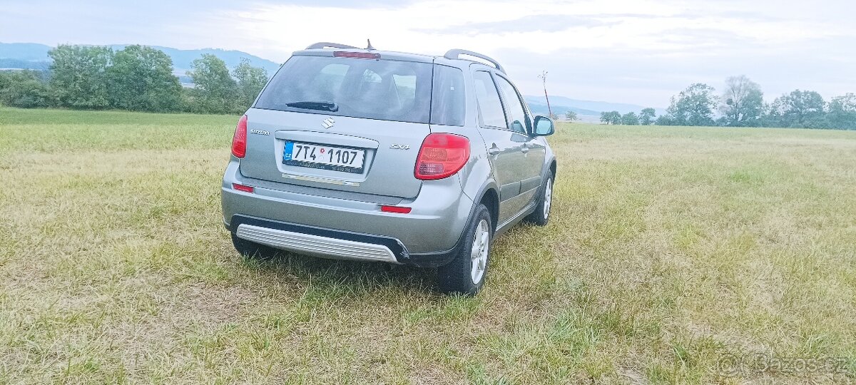 Suzuki SX4 - 3