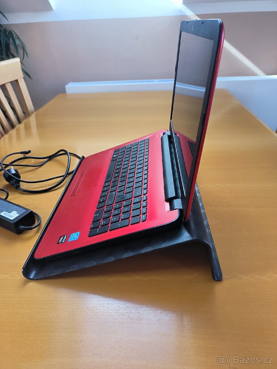 notebook HP 15,6 Úhlopříčka ssd disk - 3