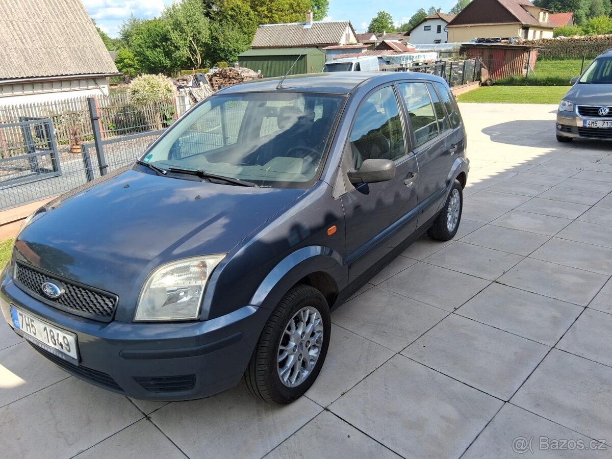 Ford Fusion 2003 - 3