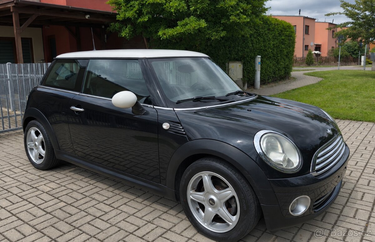 Míní Cooper 1.6i 88kW 1.Majitelka - 3