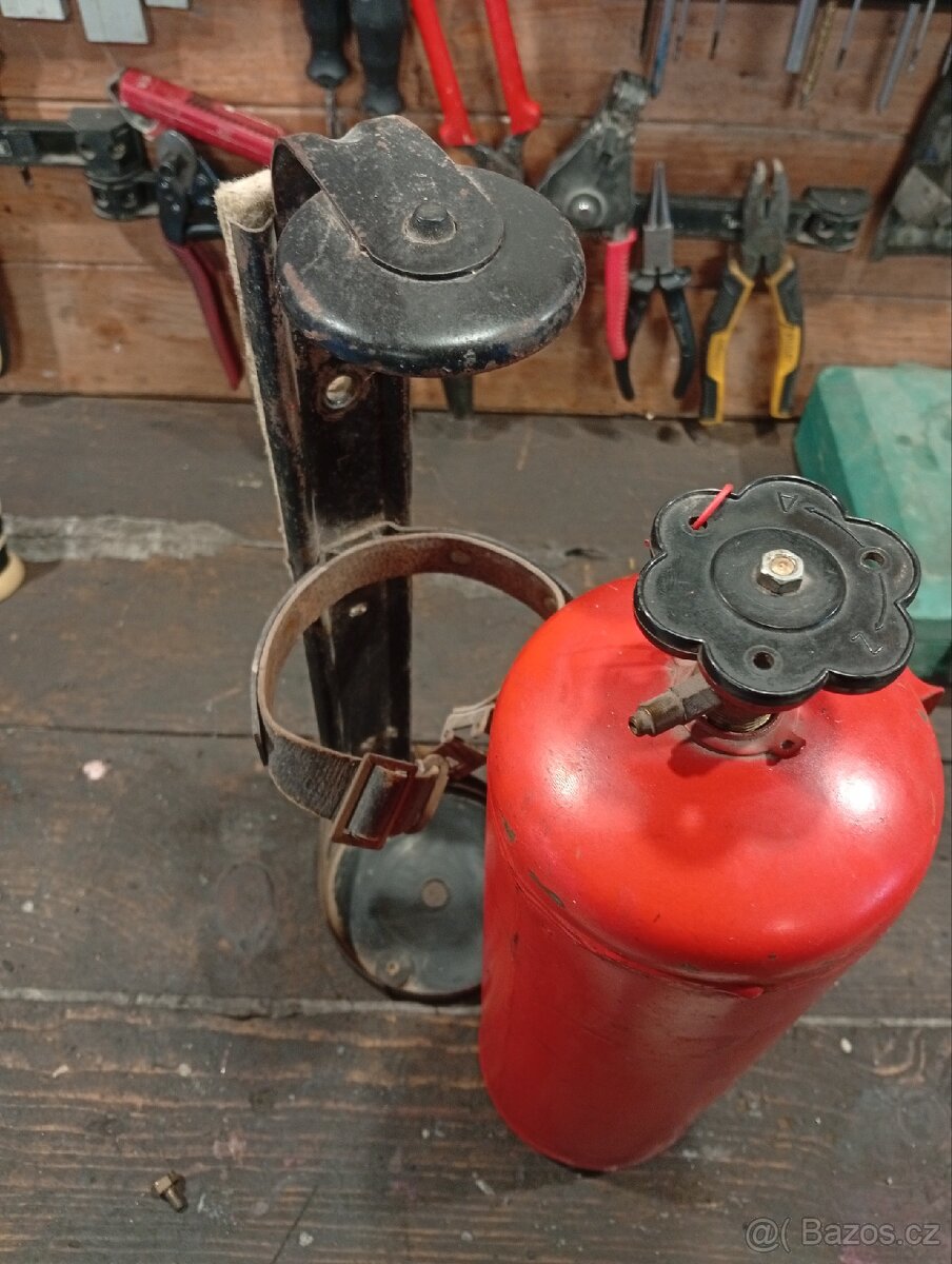 Hasicí přístroj pro staré stroje - 3