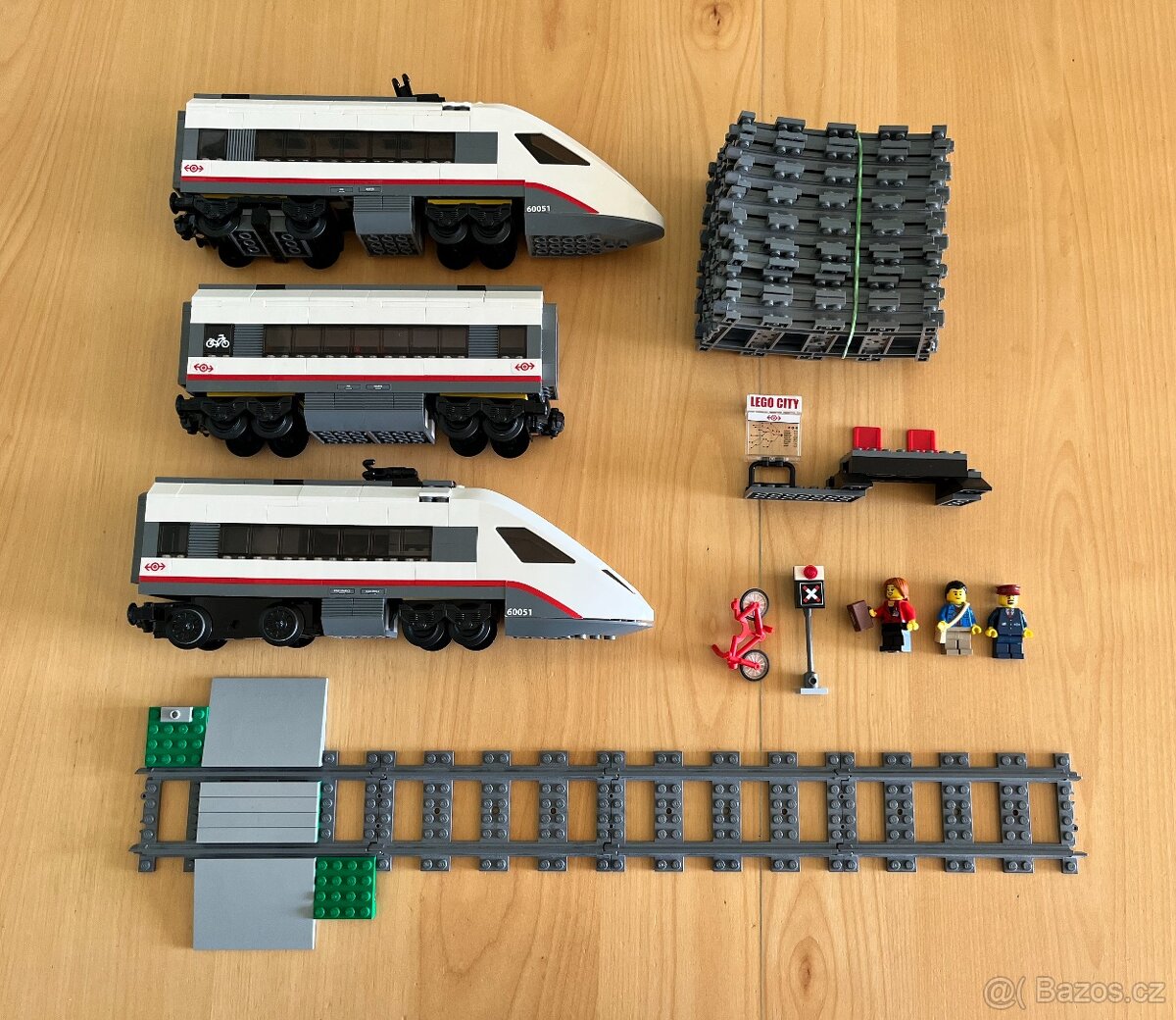 Prodám Lego city 60051 vysokorychlostní osobní vlak - 3