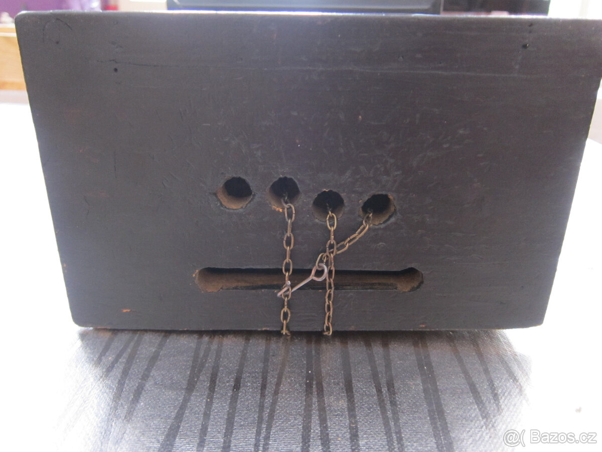 NÁSTĚNNÉ HODINY S PODMALBOU - 3