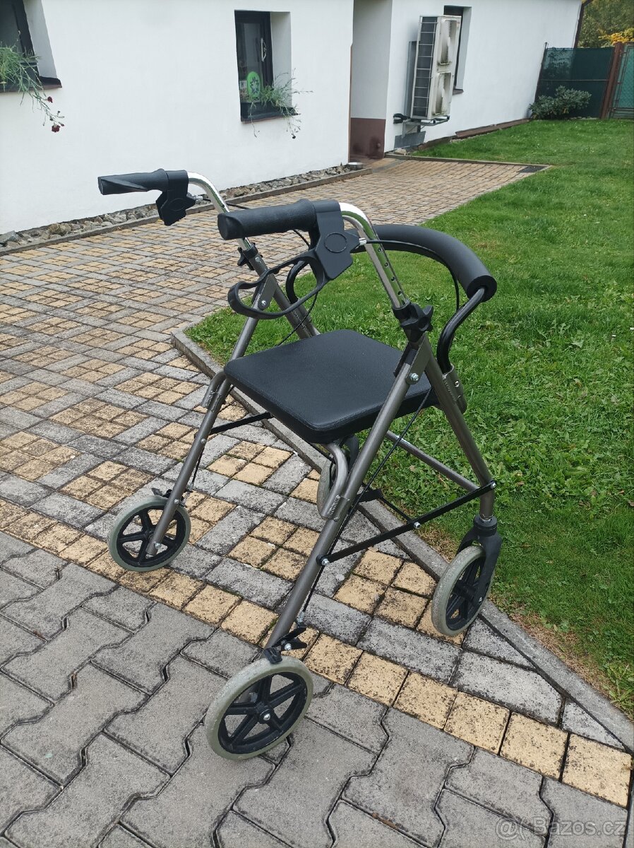 Chodítko, ivalidní vozík - 3