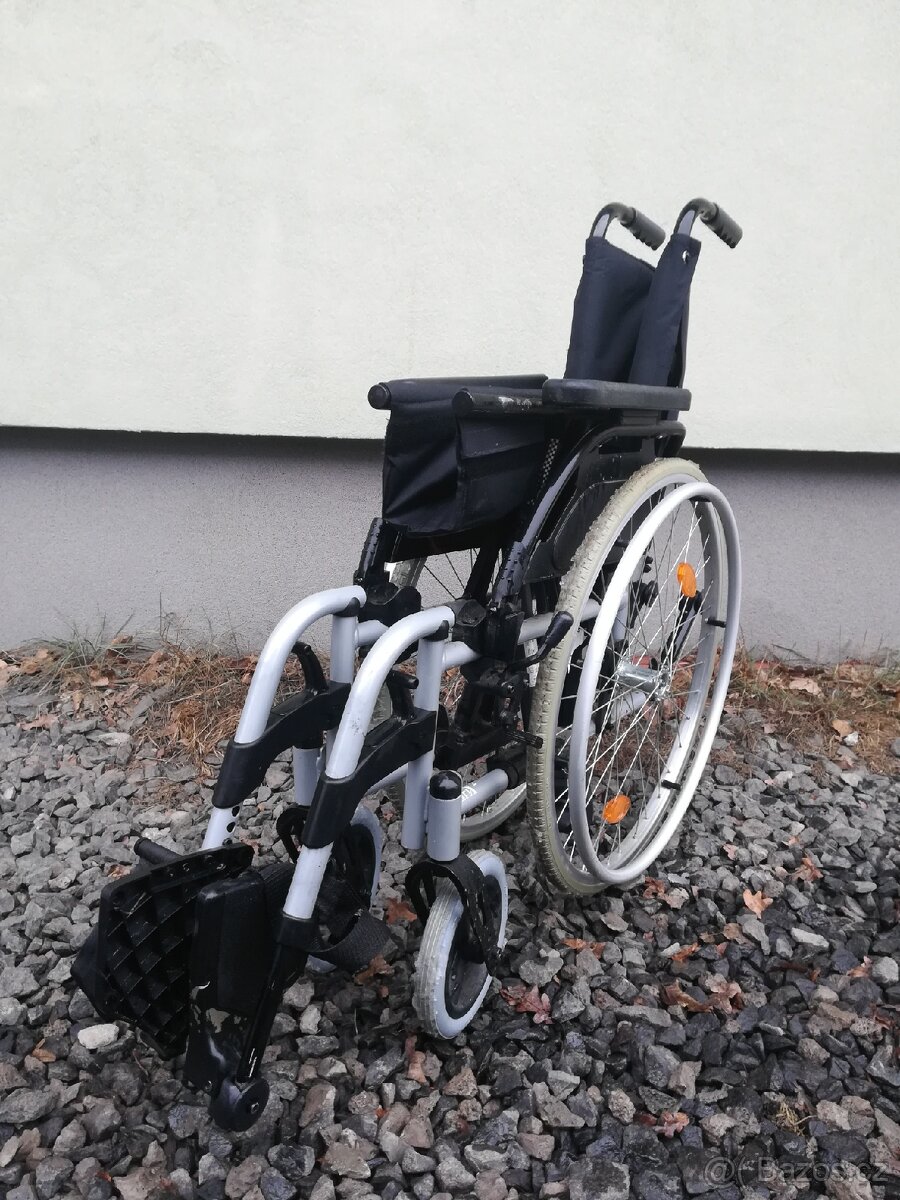 Mechanický invalidní vozík skládací - 3