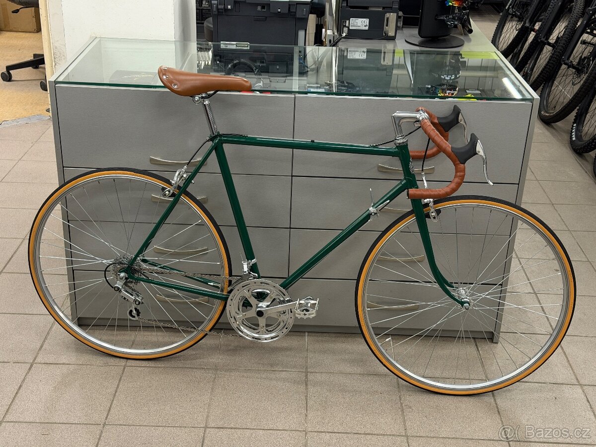 Silniční kolo Favorit - 3