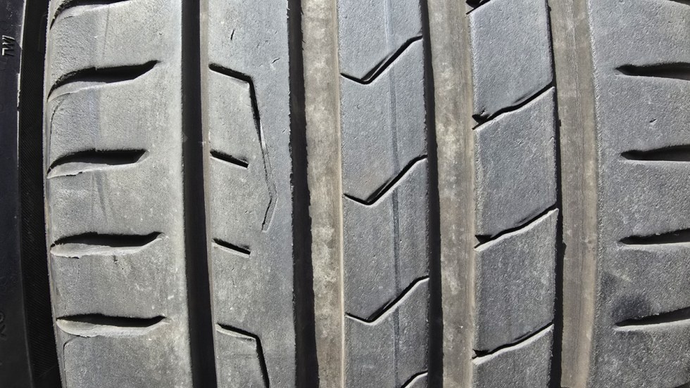 Letní pneu 225/45/18 Continental - 3