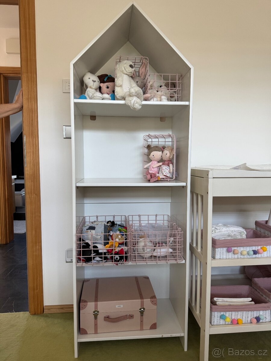 Dětská skříň domeček - 3