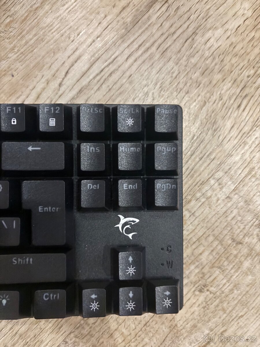 klávesnice white shark - 3