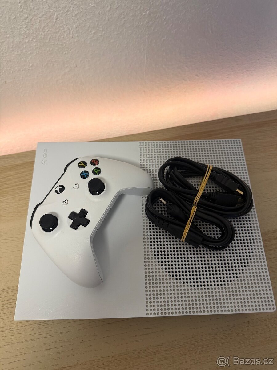 XBOX ONE S 1TB - 3