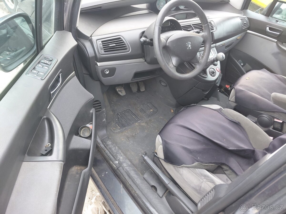 Peugeot 807 - 3