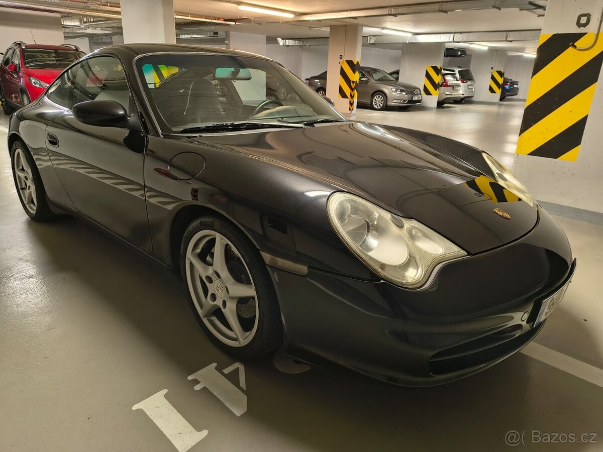 Porsche 911 CARRERA 4 - 3