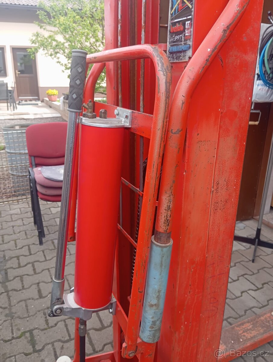 Ruční hydraulický vysokozdvižný vozik - 3