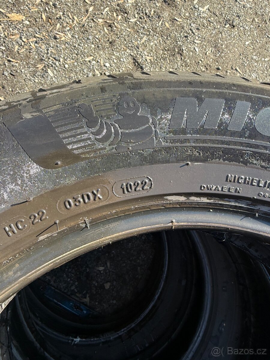 215/65 17 103V - 3