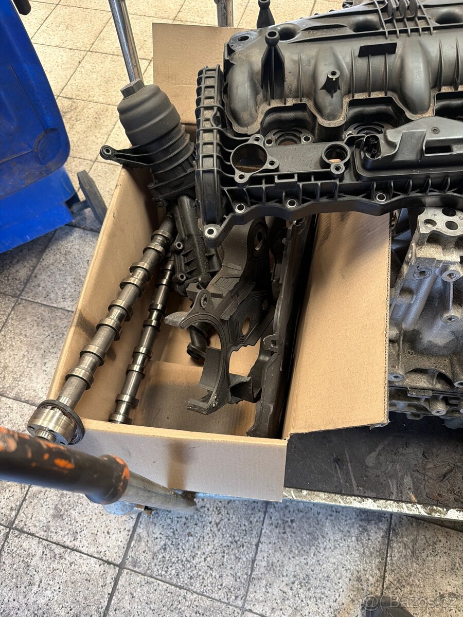 Motor Volvo D5204T3. Jednotlivé díly - 3
