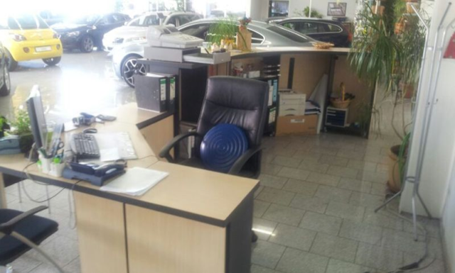 Pult + stůl - kancelář - autoservis - autosalon - 3