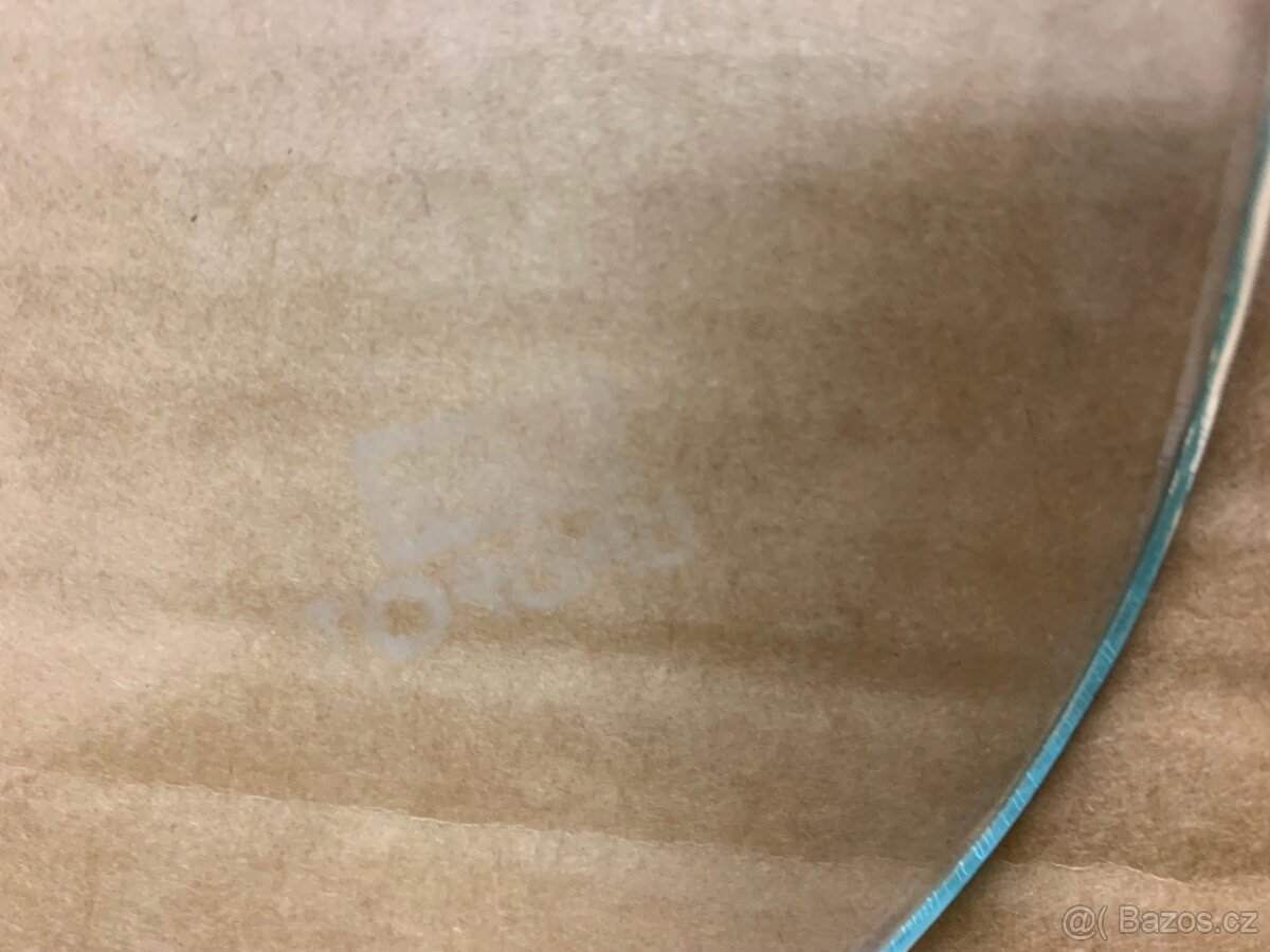 Wartburg 353 NOVÉ čelní sklo - 3