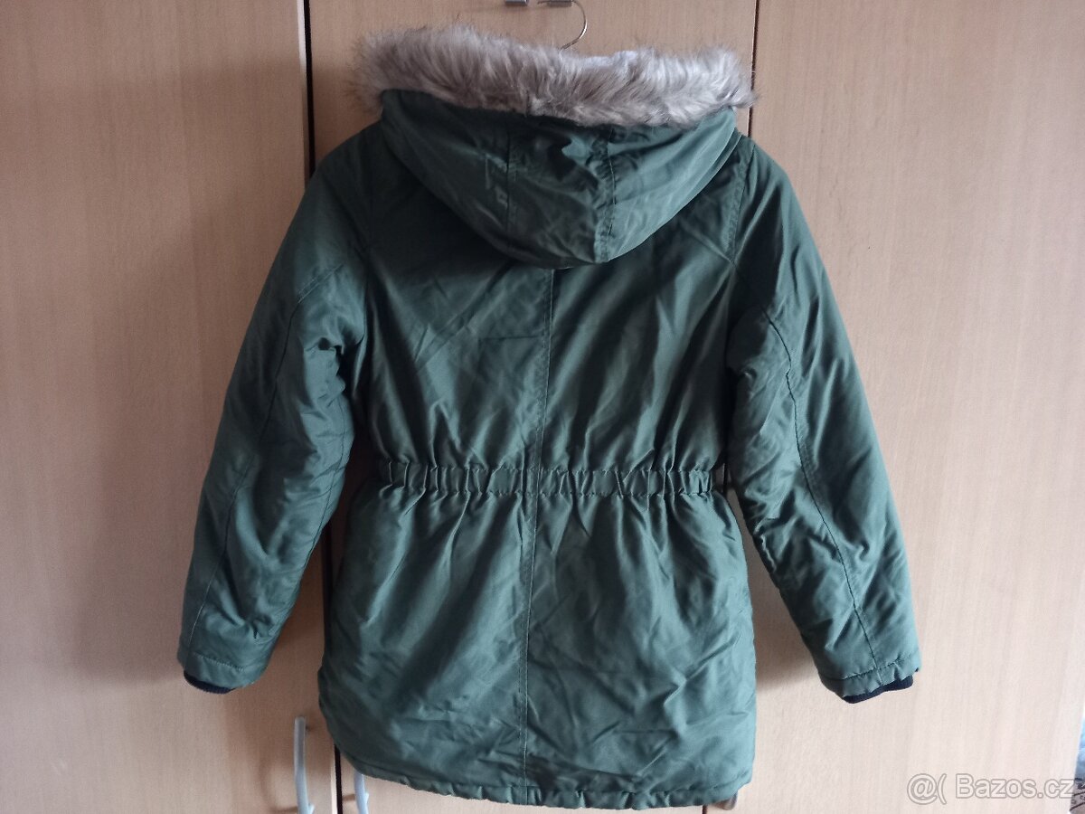 dívčí zimní bunda PRIMARK vel. 146 skoro nová - 3