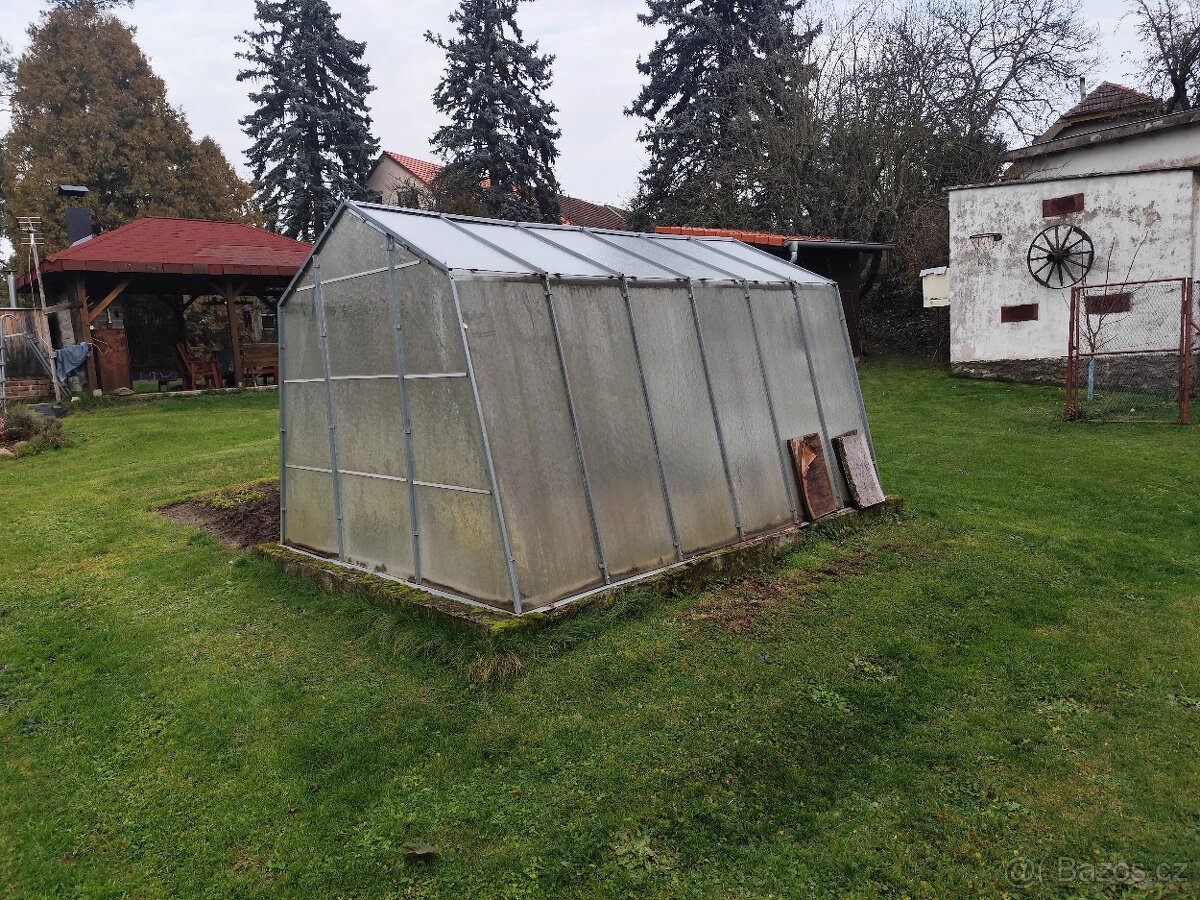 Zahradní skleník levně - 3