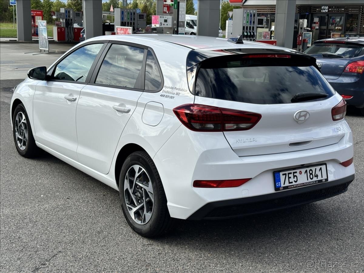 Hyundai i30 1,5 Family,DPH,Záruka do 2030 (2025) - 3