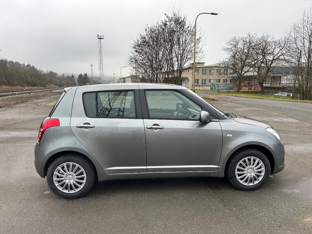 Suzuki Swift 1.3i 2007 - 3