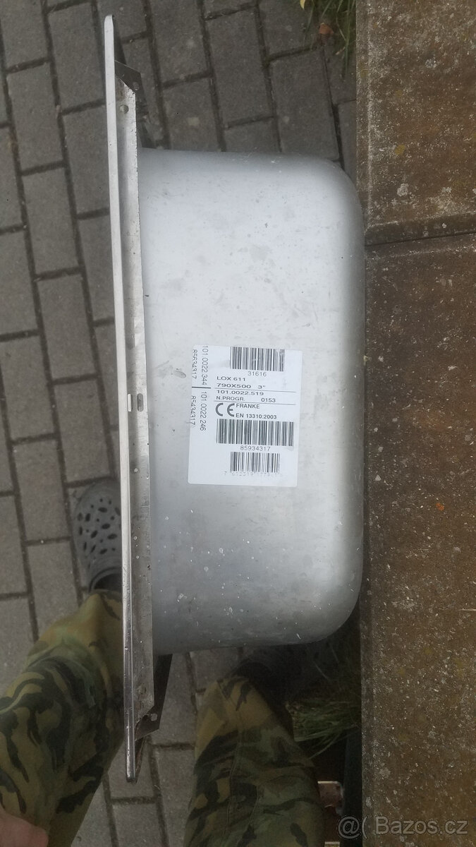 Dřez Franke 40x35x19cm s odkapávačem - 3