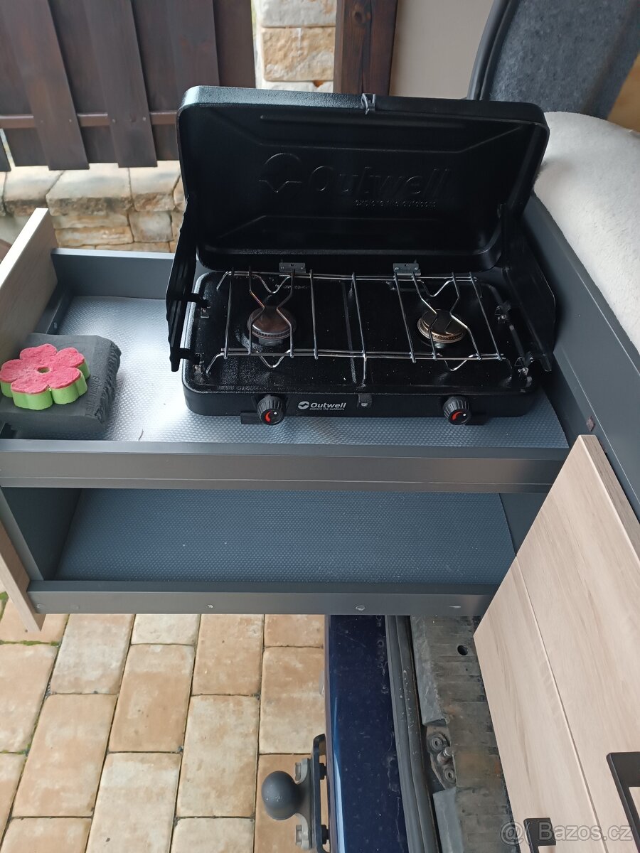 Obytná vestavba t5 - 3