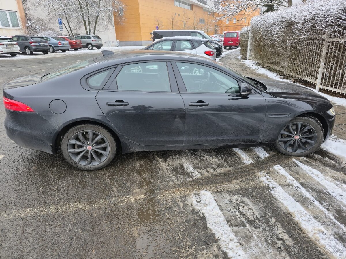 Jaguar XF 2.0D 132kW, 6/2016, Portfolio 4d - 3