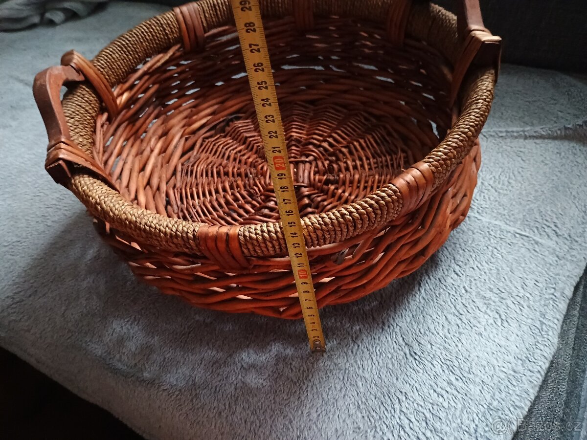 Proutěný košík - 3