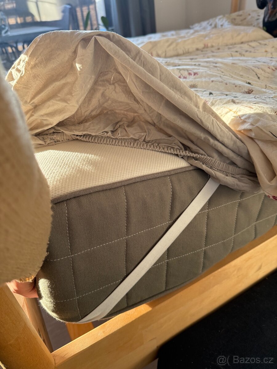 Postel 160x200 s matrací - 3