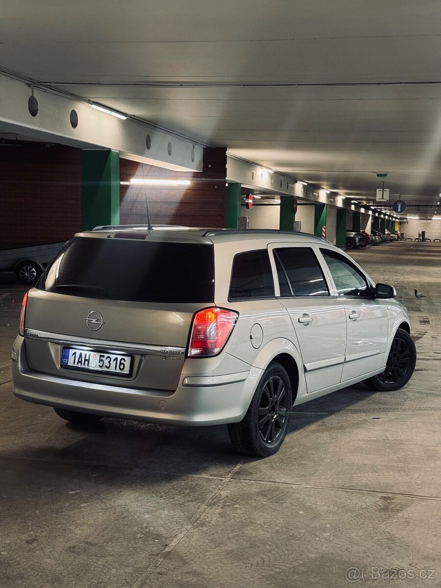 Opel Astra H 1.9 CDTI - 3
