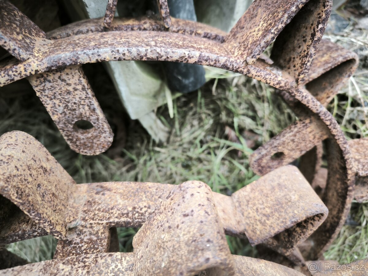 Malá orebná kola p62 - 3