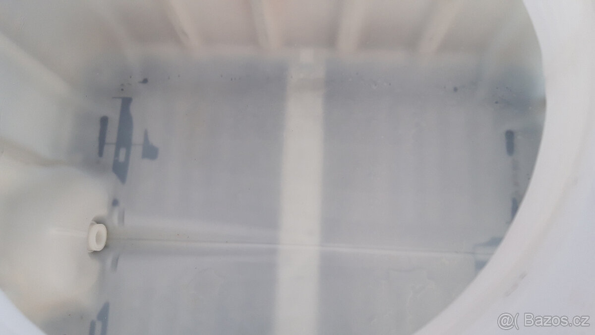 IBC kontejner 1000 litrů 7km od Roudnice n/L - 3