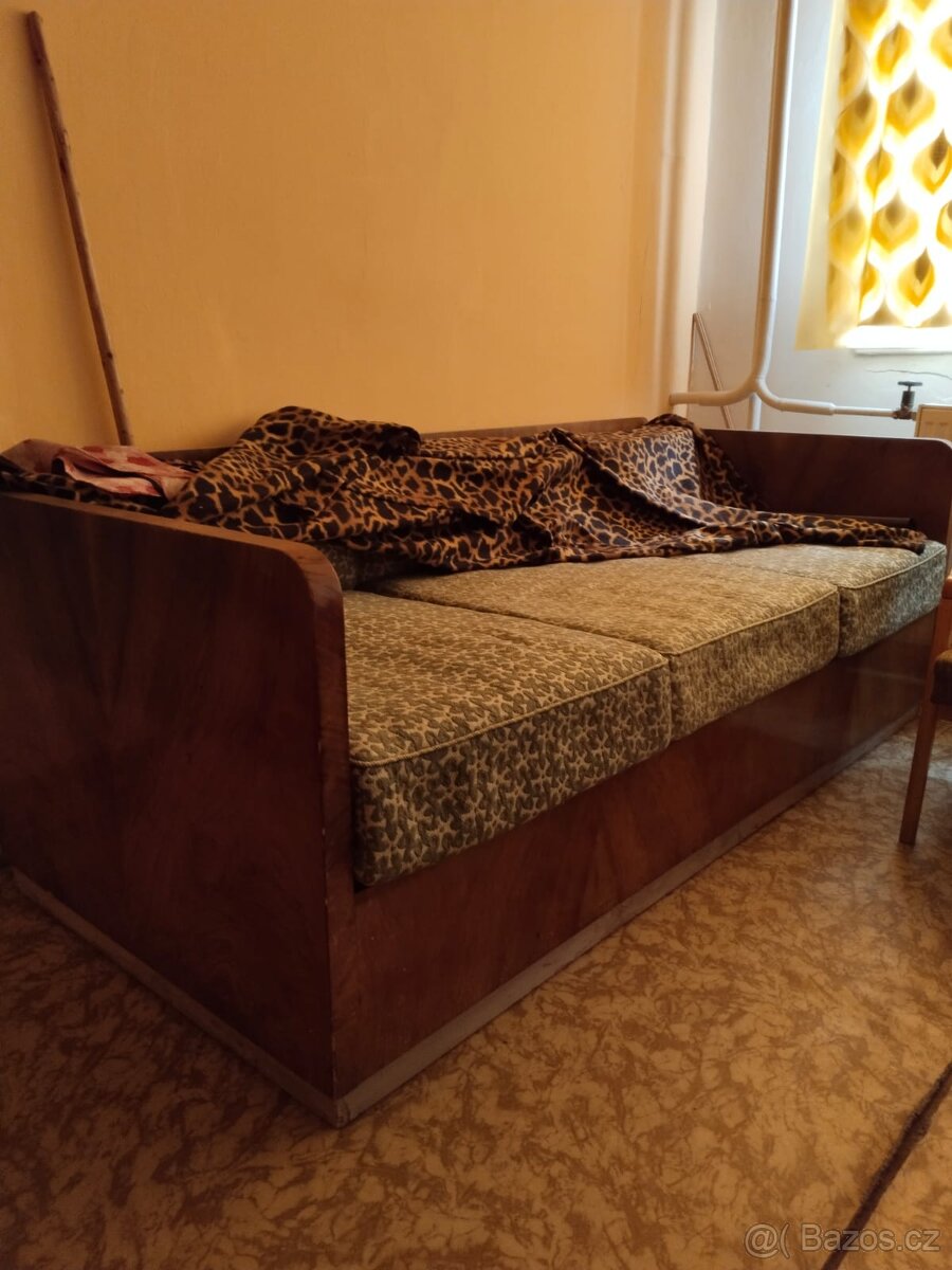 masivní gauč s úložným prostorem - 3