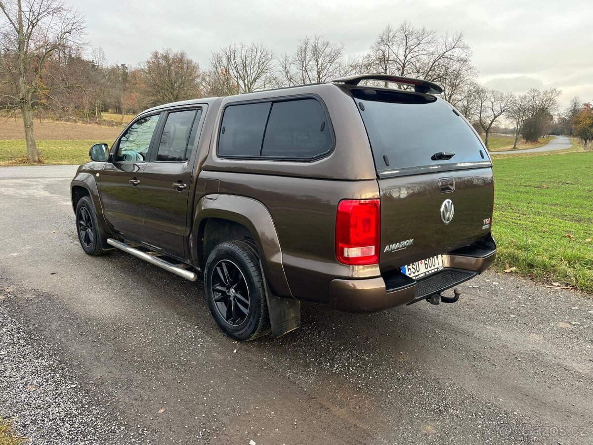 VOLKSWAGEN AMAROK 2,0BITDI 120KW 4X4 MANUÁL SERVISKA HARDTOP