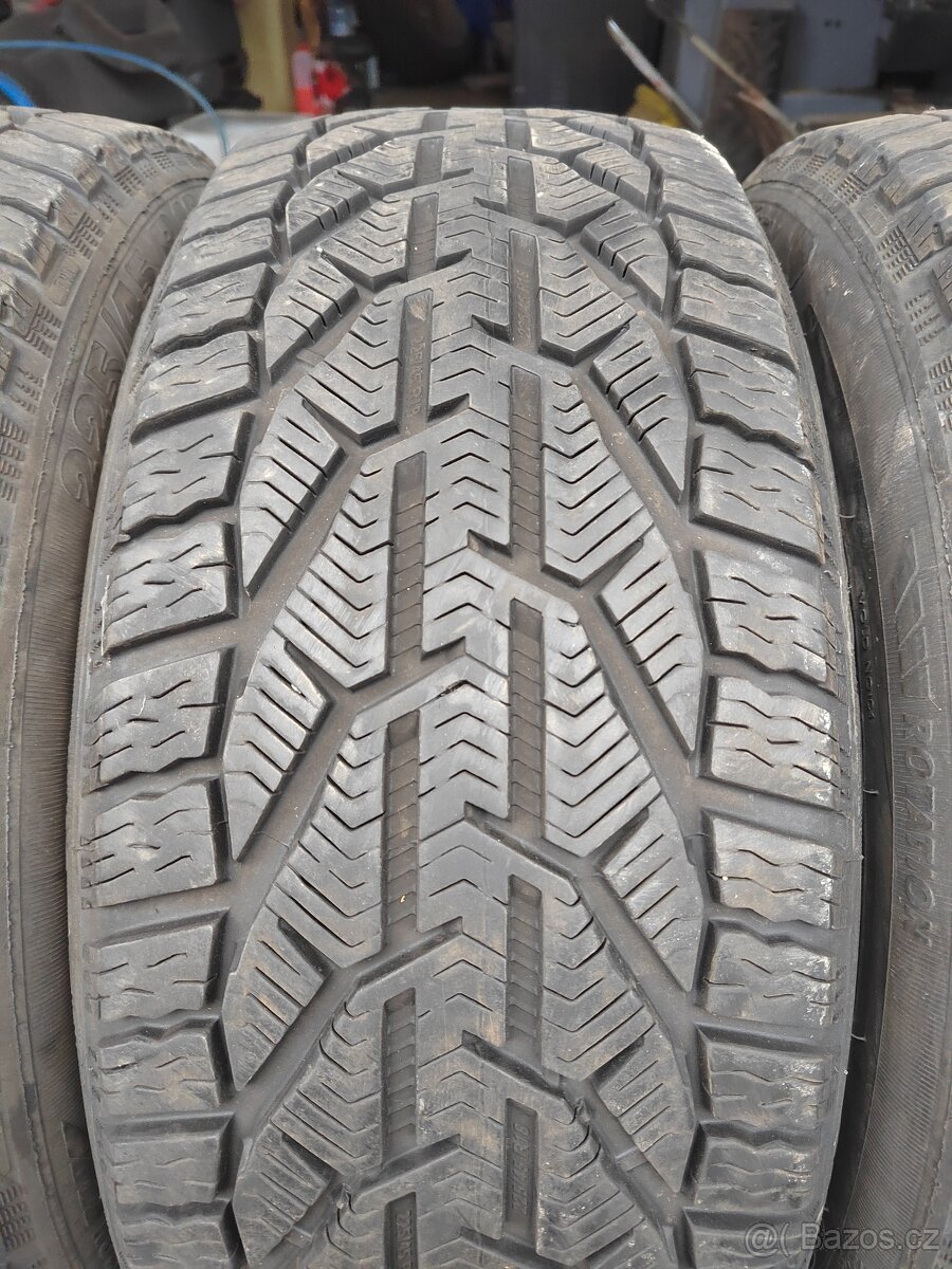 Prodám zánovní zimní pneu 225/45/18 Riken Snow 95V - 3