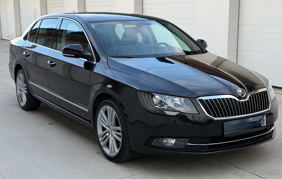Skoda Superb 2.0 TDI CR DSG Elegance - 3