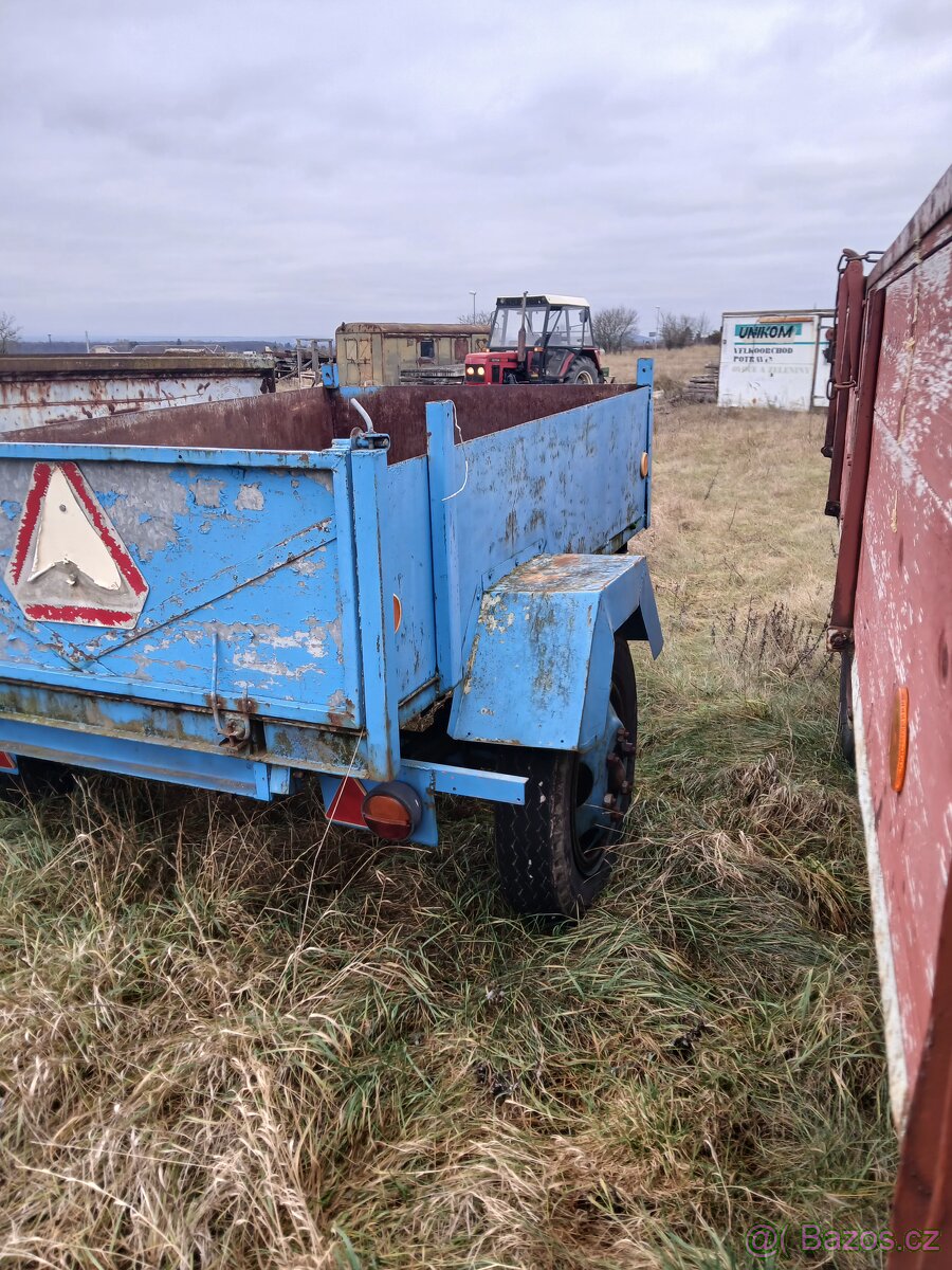 Traktorovy přívěs sklopný dvoukolka - 3