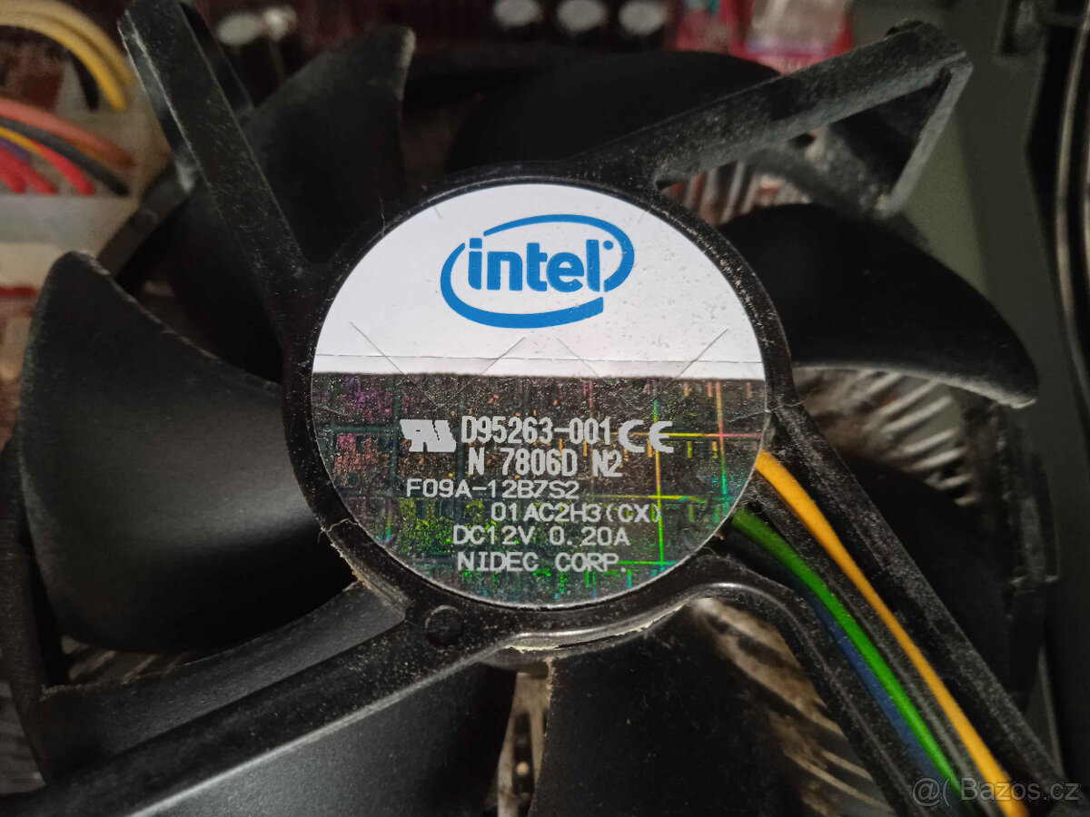 Základní deska + RAM + CPU + chladič - 3