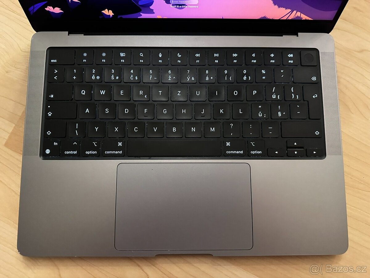 MacBook Pro 14" M1 Pro (2021) - 16GB/512GB - 3